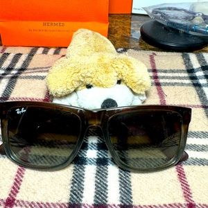 Ray Ban Clubmaster Sunglasses RB3016